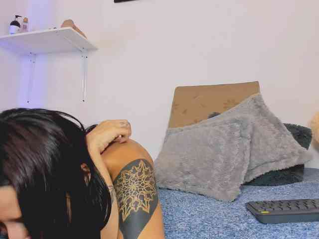 thin-princess webcam