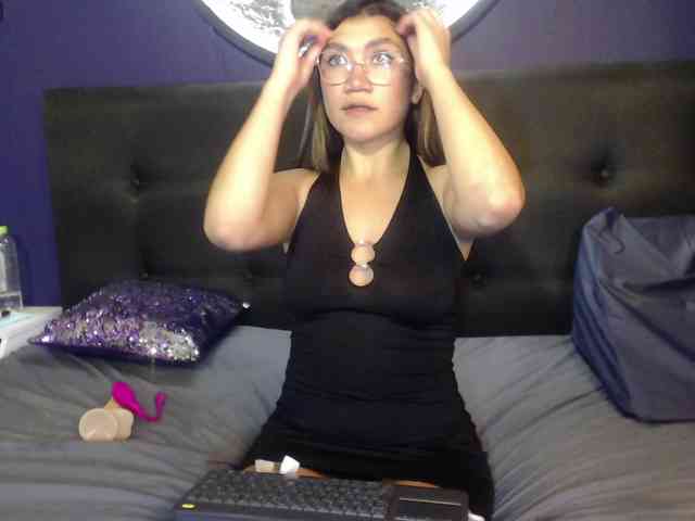 bombom-24 webcam