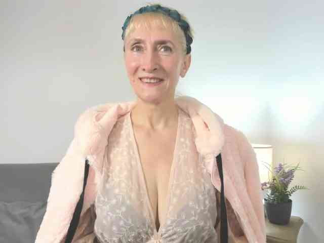 MargaretCherry webcam