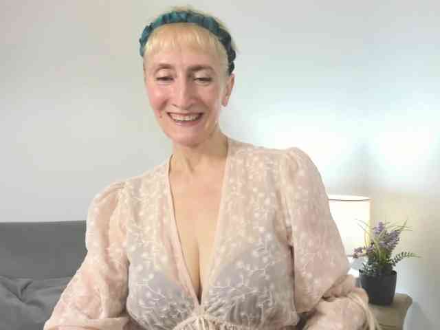 MargaretCherry webcam