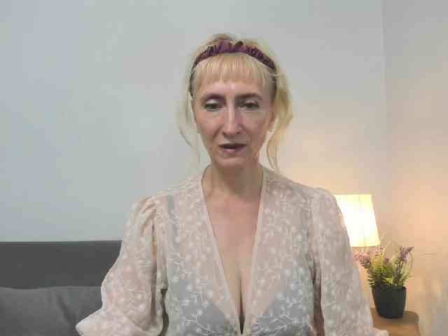 MargaretCherry webcam