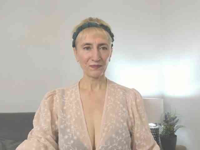 MargaretCherry webcam