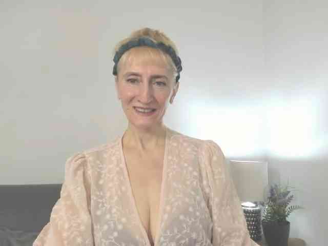 MargaretCherry webcam