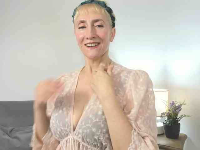MargaretCherry webcam