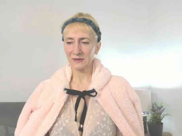 MargaretCherry webcam