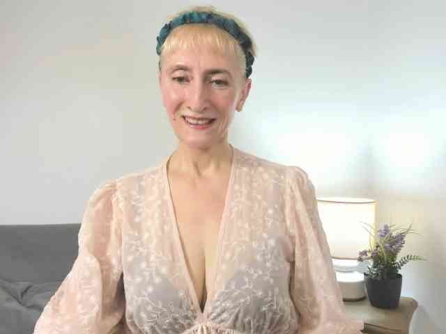 MargaretCherry webcam