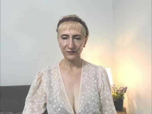 MargaretCherry webcam