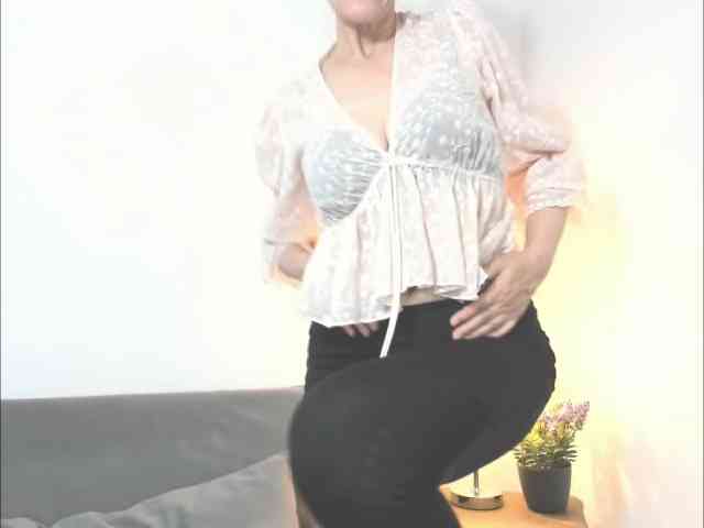 MargaretCherry webcam