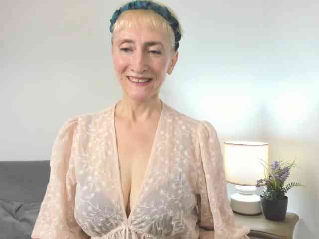MargaretCherry webcam