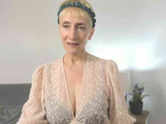 MargaretCherry webcam