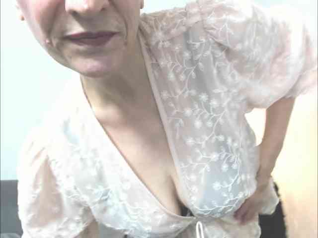 MargaretCherry webcam