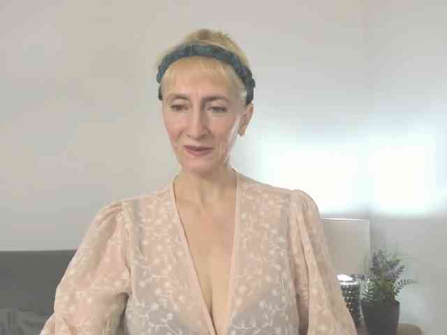 MargaretCherry webcam