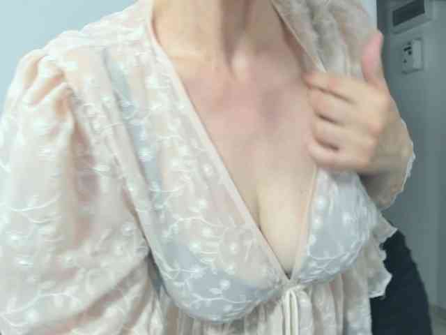 MargaretCherry webcam