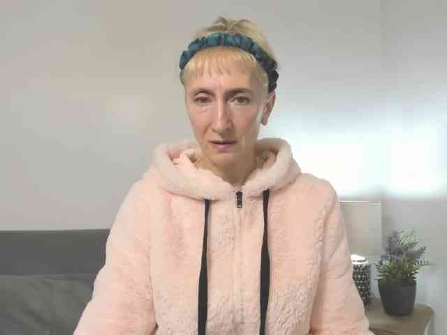 MargaretCherry webcam