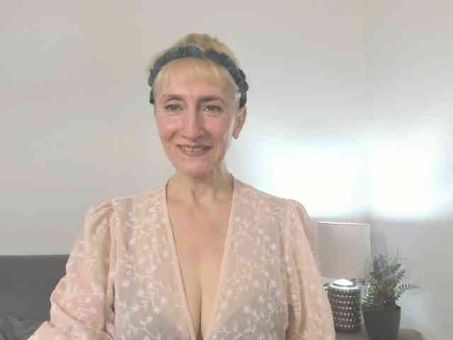 MargaretCherry webcam