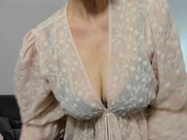 MargaretCherry webcam