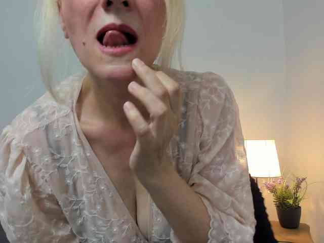 MargaretCherry webcam