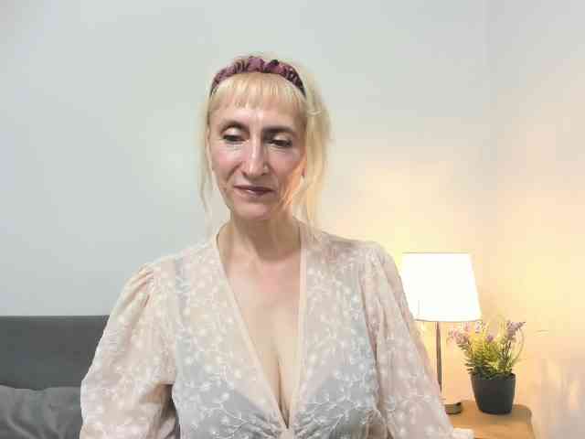 MargaretCherry webcam