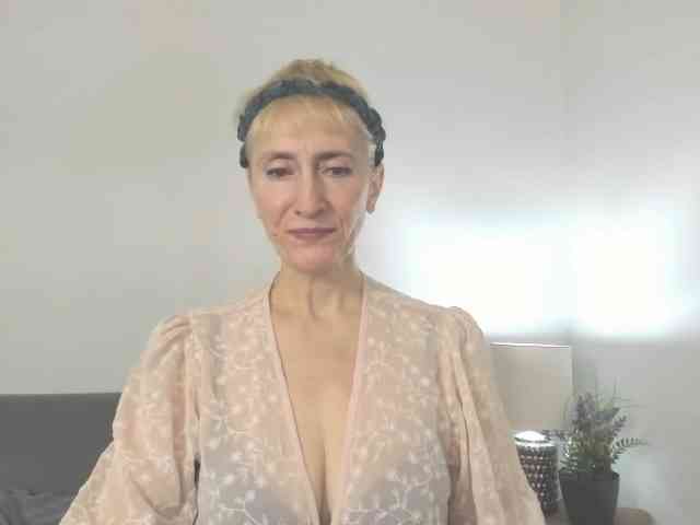 MargaretCherry webcam