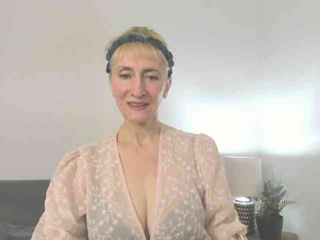 MargaretCherry webcam