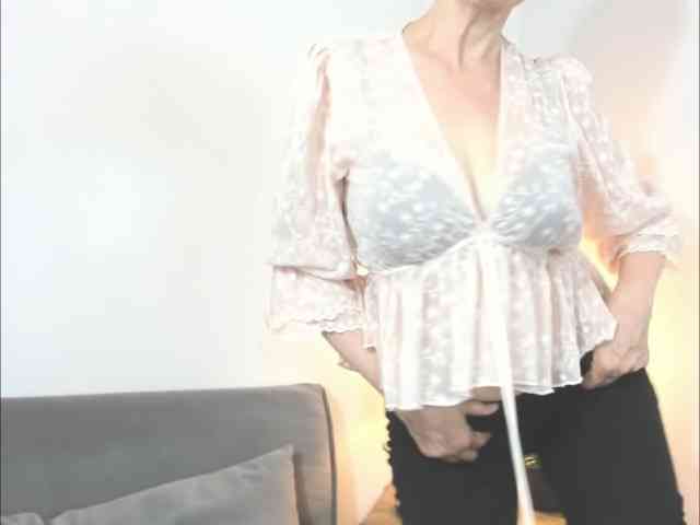 MargaretCherry webcam