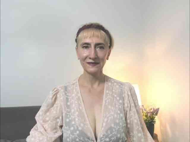 MargaretCherry webcam