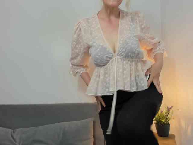 MargaretCherry webcam