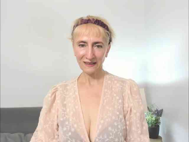 MargaretCherry webcam