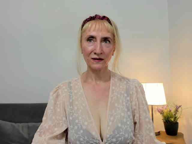 MargaretCherry webcam