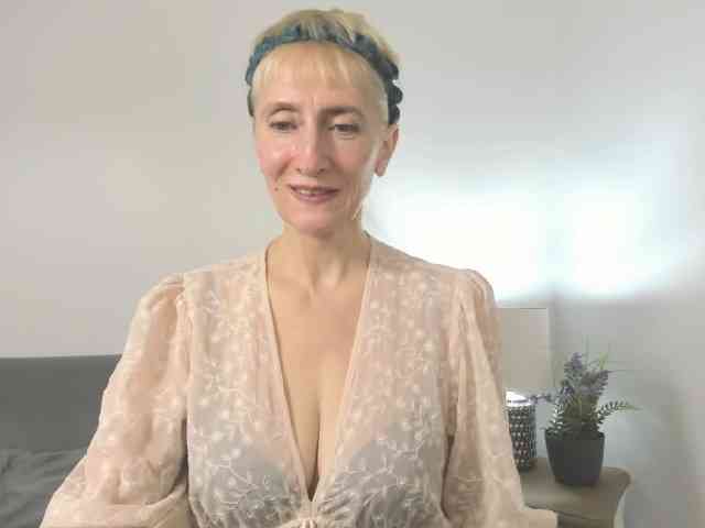 MargaretCherry webcam