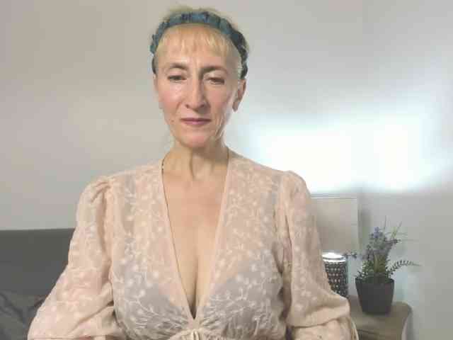 MargaretCherry webcam