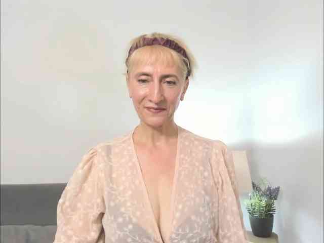 MargaretCherry webcam