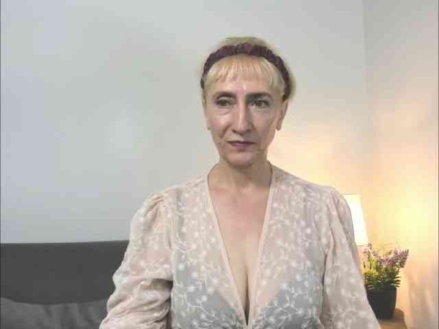 MargaretCherry webcam