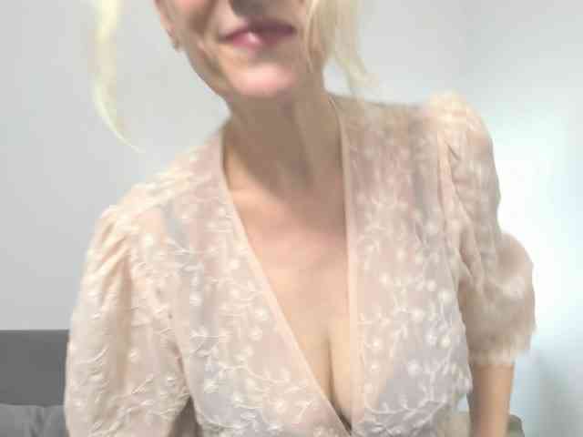 MargaretCherry webcam
