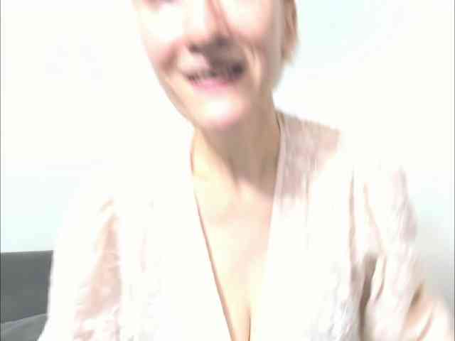 MargaretCherry webcam