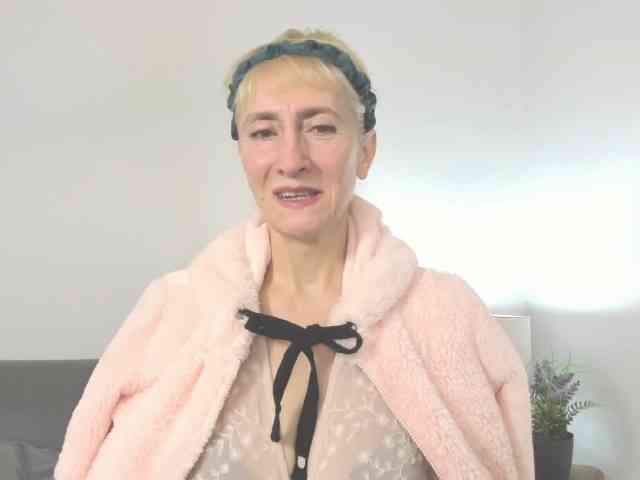 MargaretCherry webcam