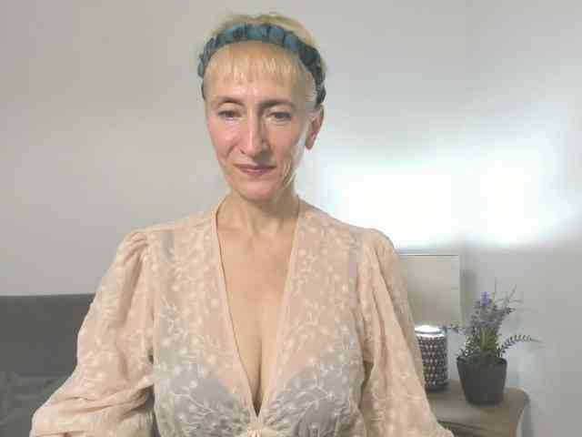 MargaretCherry webcam