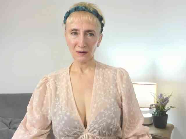MargaretCherry webcam