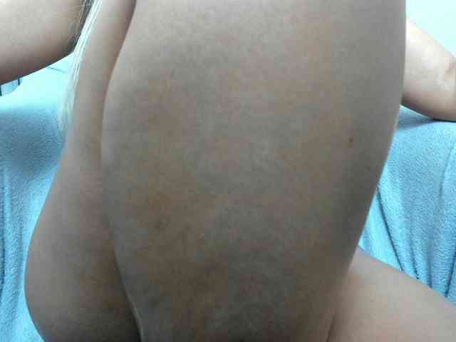 DaisyAbby webcam