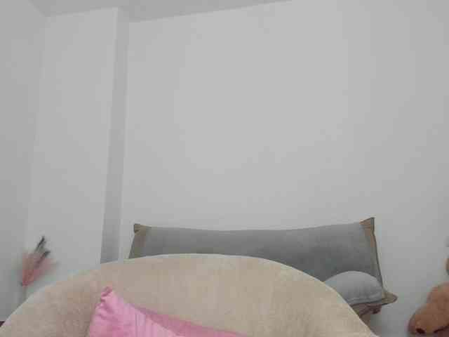 DaisyAbby webcam