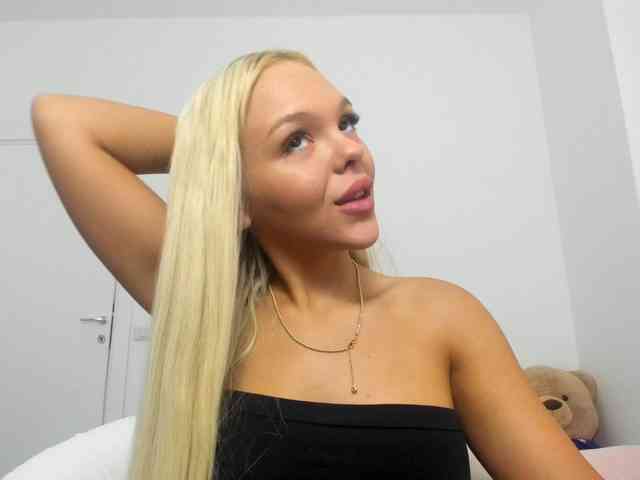 DaisyAbby webcam