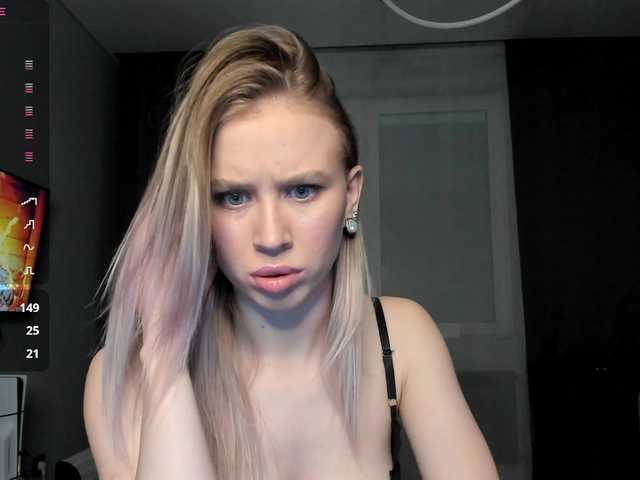 Sunlovv's BongaCams show and profile