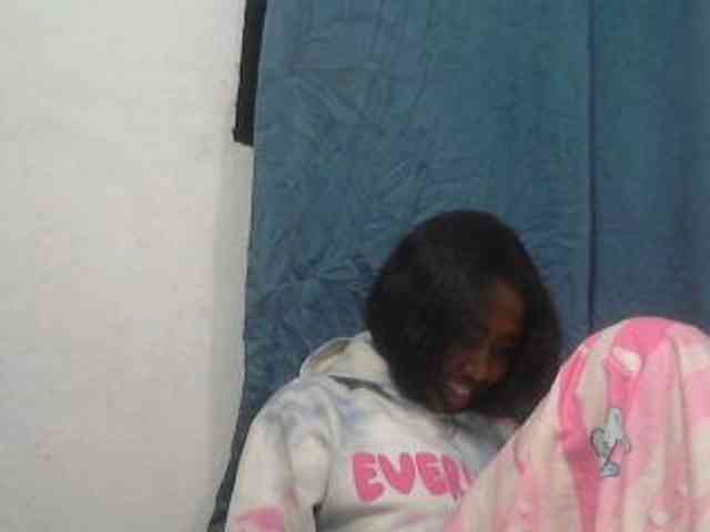 ShafirYoung Live Webcam on BongaCams