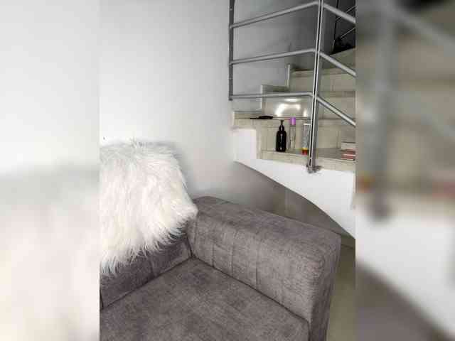 VenusianHumiliation webcam