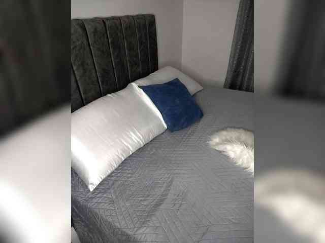 VenusianHumiliation webcam