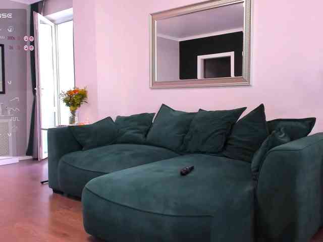 Karol-lovely webcam