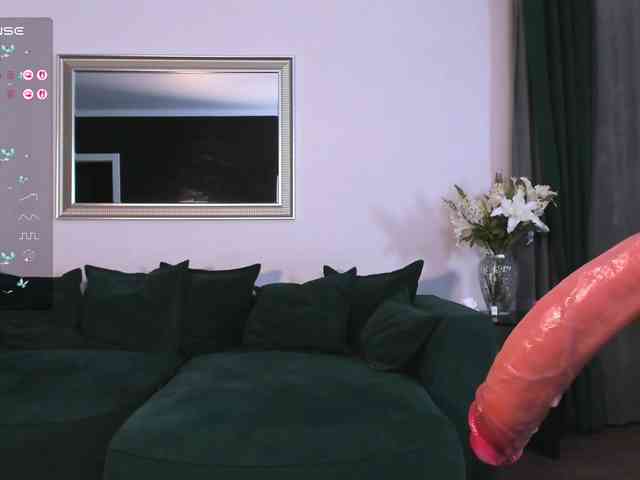 Karol-lovely webcam