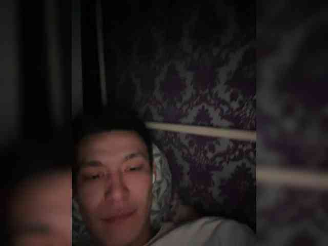 Dikii-vano Live Webcam on BongaCams