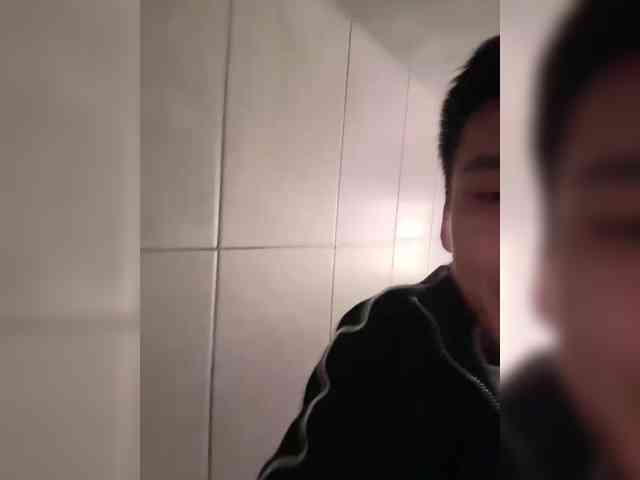 Dikii-vano Live Webcam on BongaCams