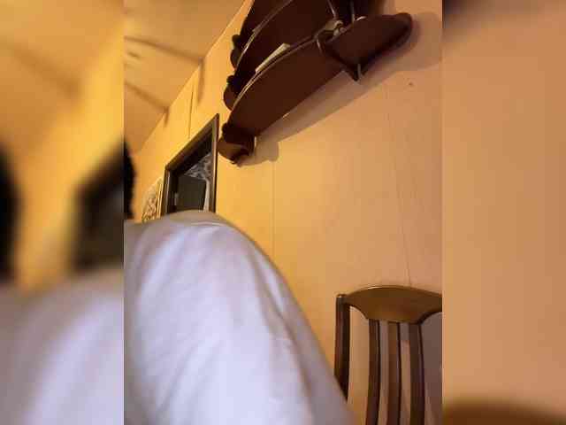 Dikii-vano Live Webcam on BongaCams